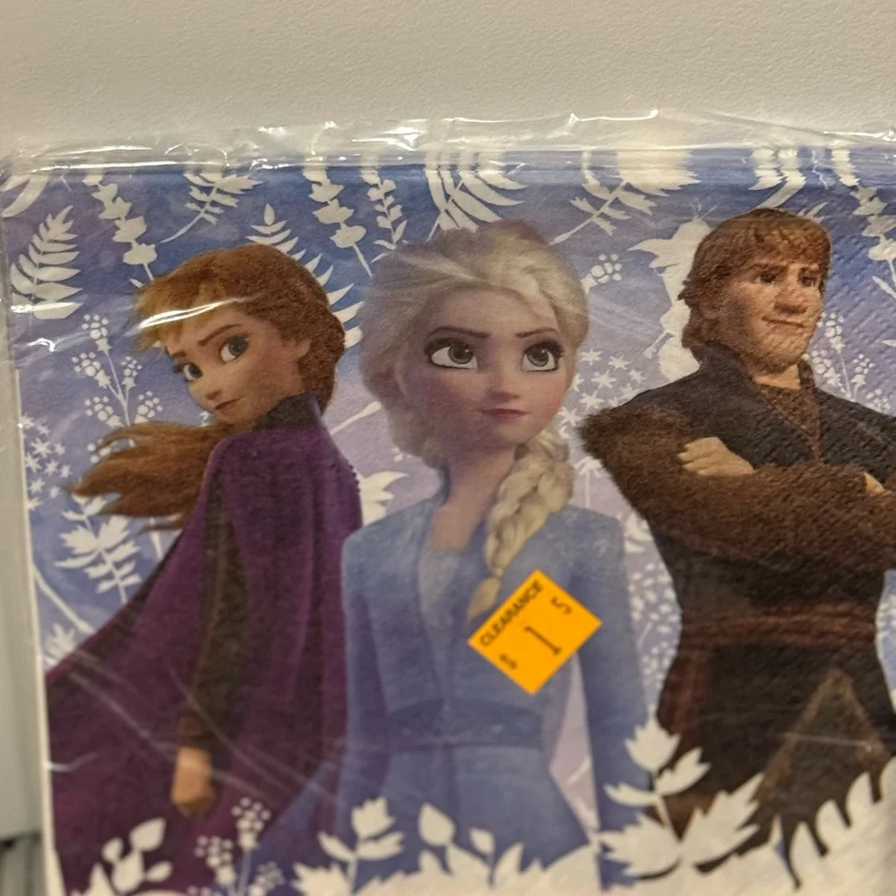Frozen party plates and napkins